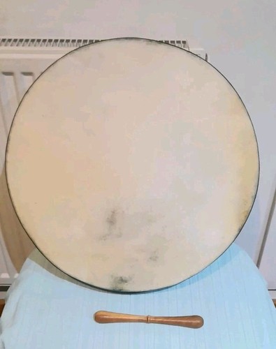 Bodhran with cover and - ,