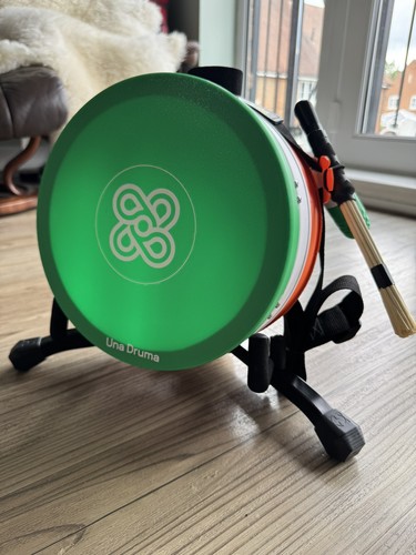 Una druma bodhràn - druma, drum
