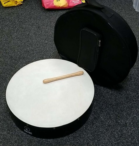 Bodhran with bag beater - 18",